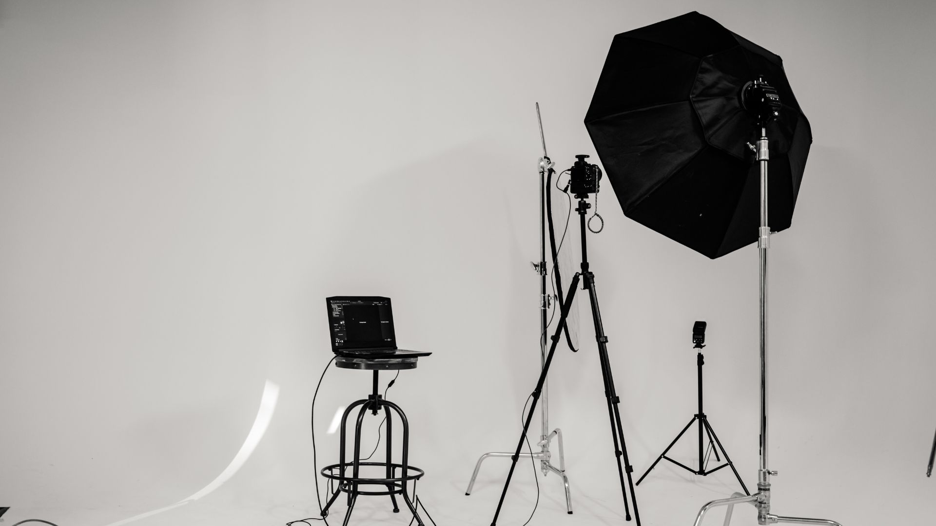 6-Tips-Foto-Produk-agar-Tampilan-Produkmu-Terlihat-Menarik